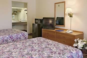 Days Inn By Wyndham Ottawa Bilik gambar